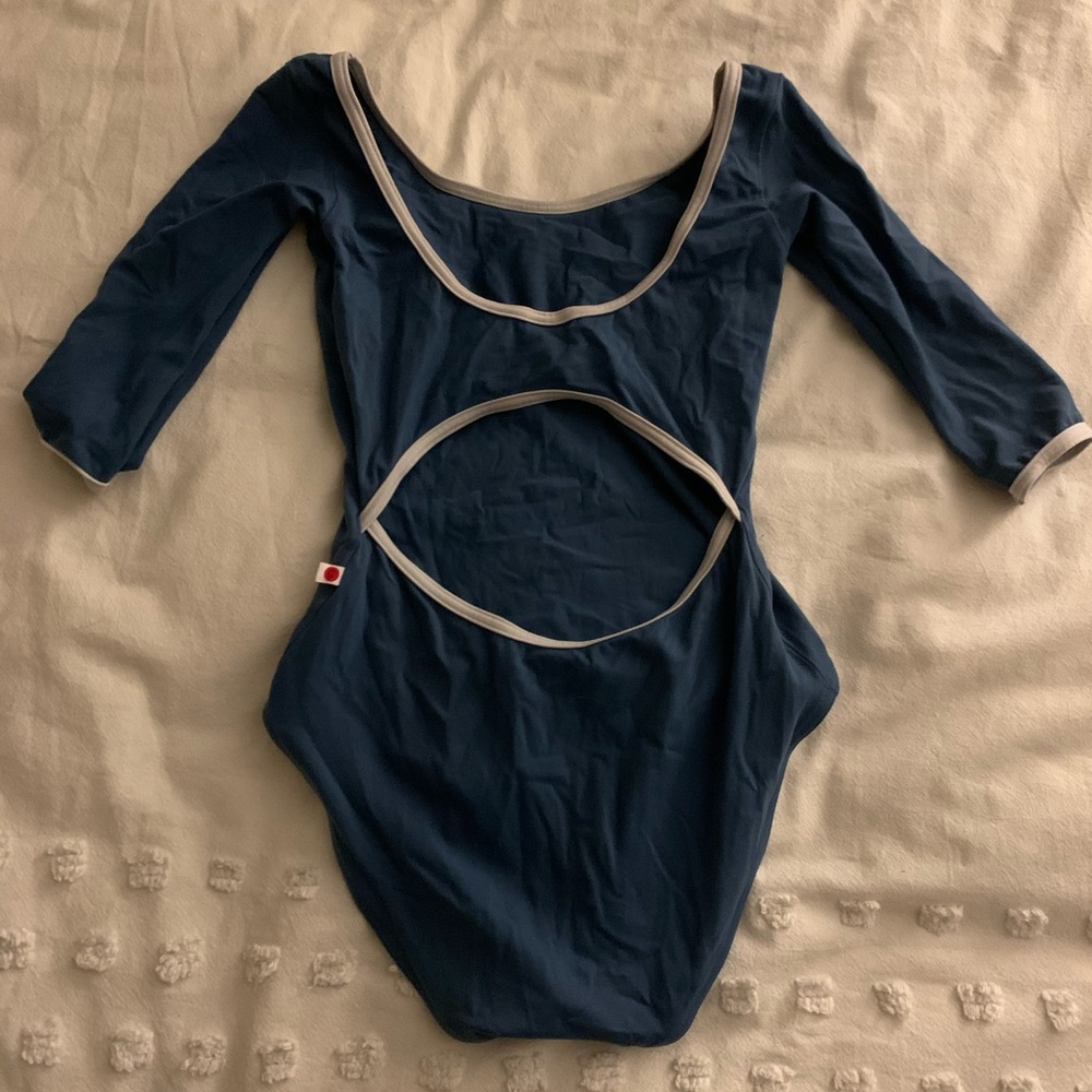 Yumiko Veronique Leotard